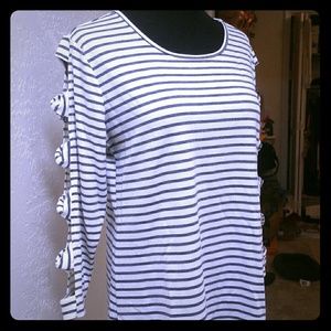 Cut out long sleeve top